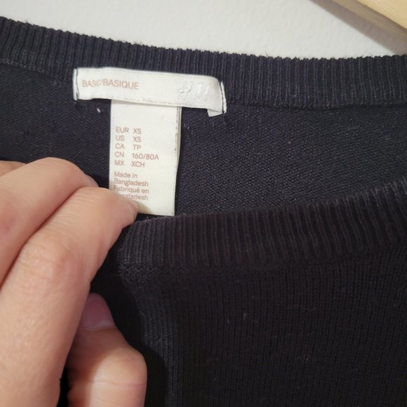 H&M Crew Neck Sweater - Picture 2 of 3